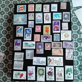 donne timbres collection étrangers 1lot par envoie n1