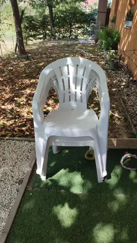 table de jardin et ses 4 chaises