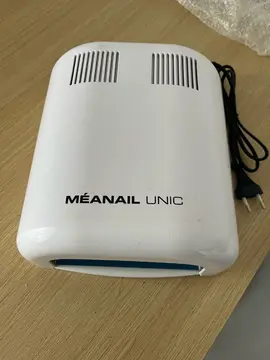 lampe UV ongles