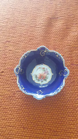 petite coupelle en porcelaine