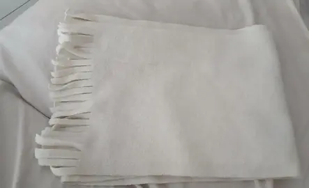 écharpe blanc cassé