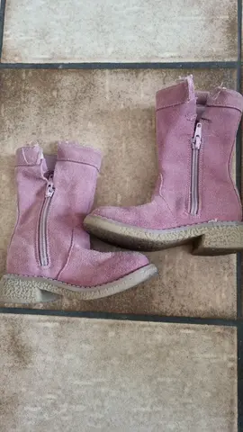 Bottines taille 24