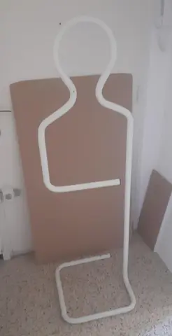 VALET DE CHAMBRE