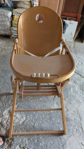 Chaise haute pour enfant en bois