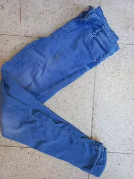 Jean en coton bleu taille xs 164 cms