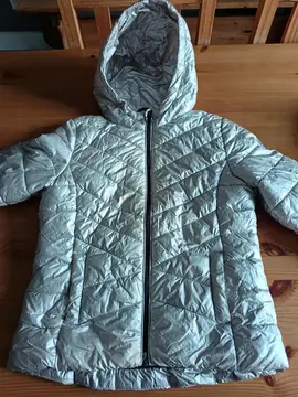 veste à capuche 11/12 ans