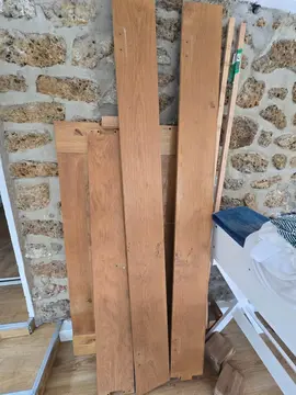 Cadre de lit en bois massif exotique