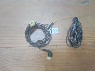 2 paires d'écouteur