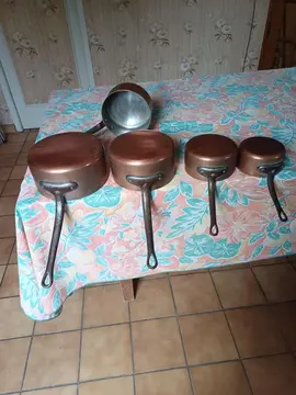 casseroles en cuivre etamé