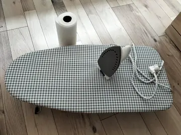 Mini table à repasser & fer à repasser de voyage