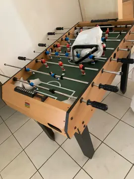baby foot avec jeux déssous