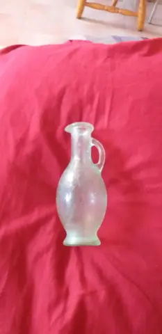 VASE EN VERRE A7 CM A NETTOYER
