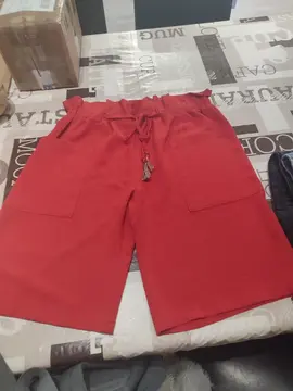 short femme t 36 neuf