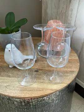 4 verres à vin