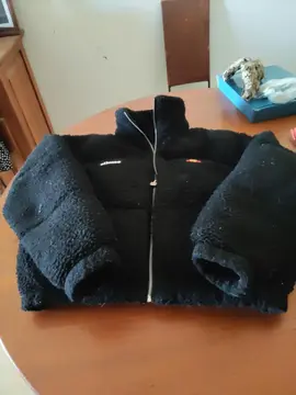 blouson femme Ellesse t 44