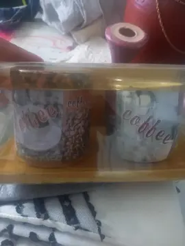 ensemble tasse et pot à café