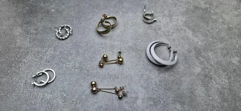 lot de 7 boucles d'oreilles à nettoyer