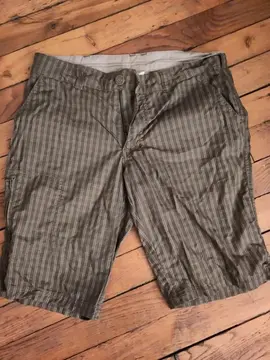 T42 Short à carreaux