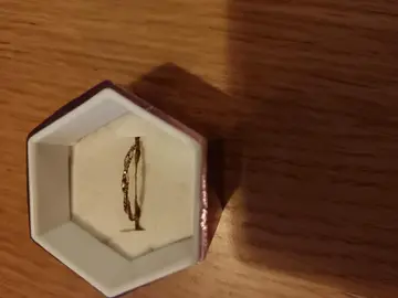bague sans prétention