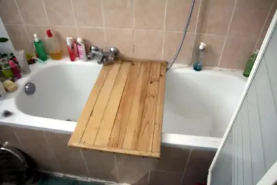 Planche pour poser baignoire bébé