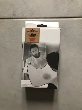 Tablier à barbe