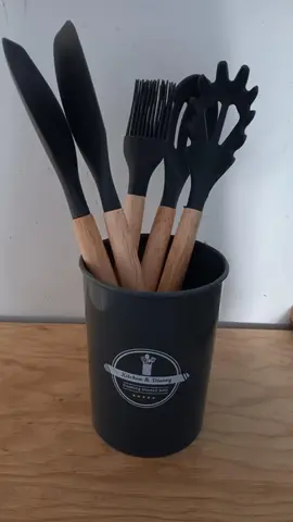 Ustensiles de cuisine neufs
