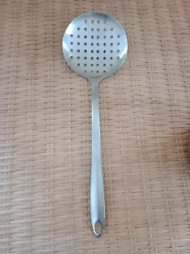 Écumoire en inox 35cm