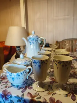 service à cafe en porcelaine