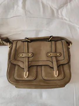 sac à main taupe en simili cuir
