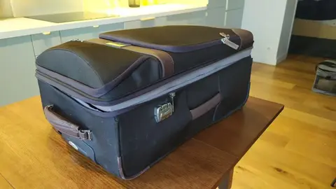 Valise Delsey avec zips à refaire