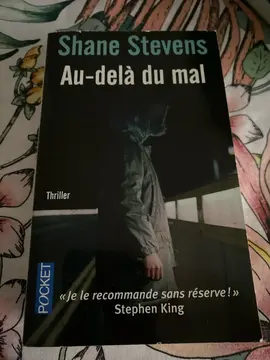 au delà du mal