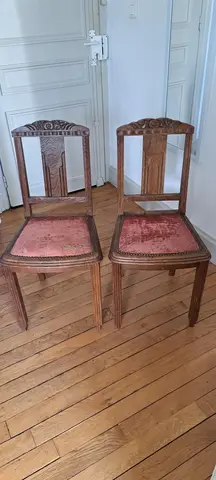 2 chaises anciennes