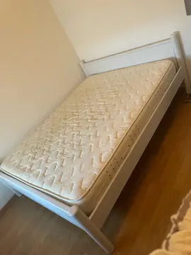 cause déménagement donne plusieurs affaires