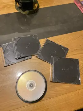 boîtier cd et 9 dvd