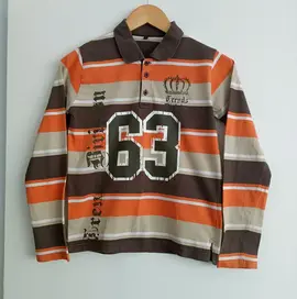 T shirt à rayures multicolores. Taille 12 ans