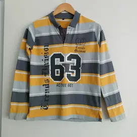 T shirt à rayures multicolores. Tons jaune et gris. Taille 12 ans