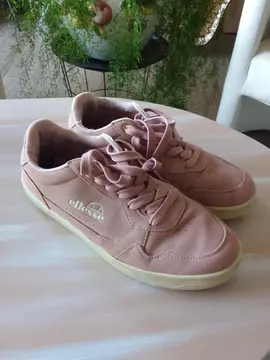 tennis ellesse P39