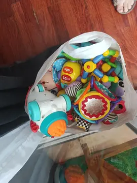 peluche et jouets d'éveil