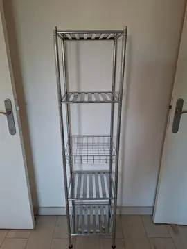 meuble étagère chromée