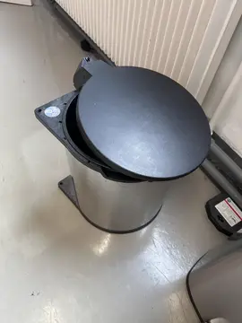 poubelle pour meuble cuisine