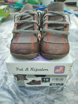 chaussures bébé taille 19 - Pat & Ripaton