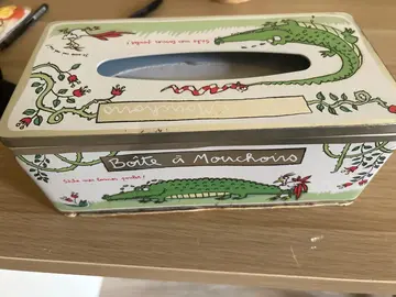 boîte à mouchoirs