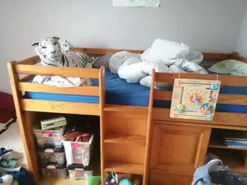 Lit enfant avec rangements