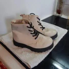 Bottines enfants (fermeture éclair sur le côté - photo 2) - Pointure 25