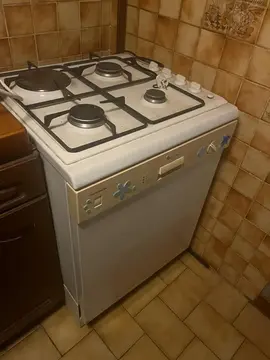 Cuisinière - Lave vaisselle