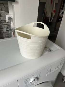 panier ou poubelle de sdb