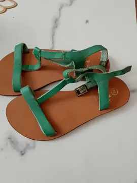 sandales