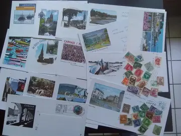 15 enveloppes Bretagne et une trentaine de timbres