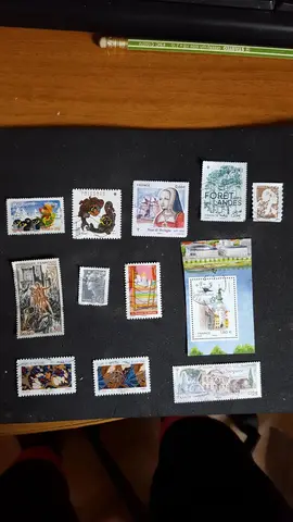 12 timbres français