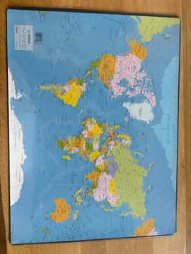 sous main mappemonde
